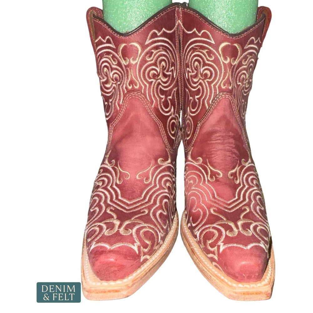 NEW Circle G by Corral Red Leather Western Embroidered Snip Toe Ankle Boots 7.5 - Picture 3 of 10